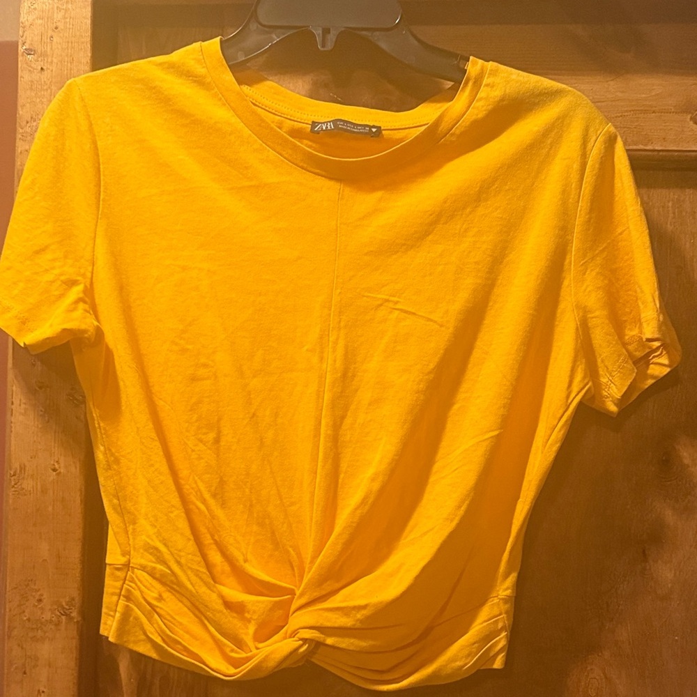 Zara Yellow Front Twist Short Sleeve Tee